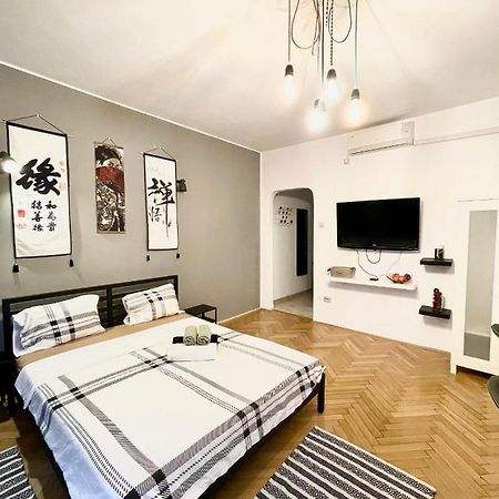 Old Town Central Studio 23 Bukarest Exteriör bild